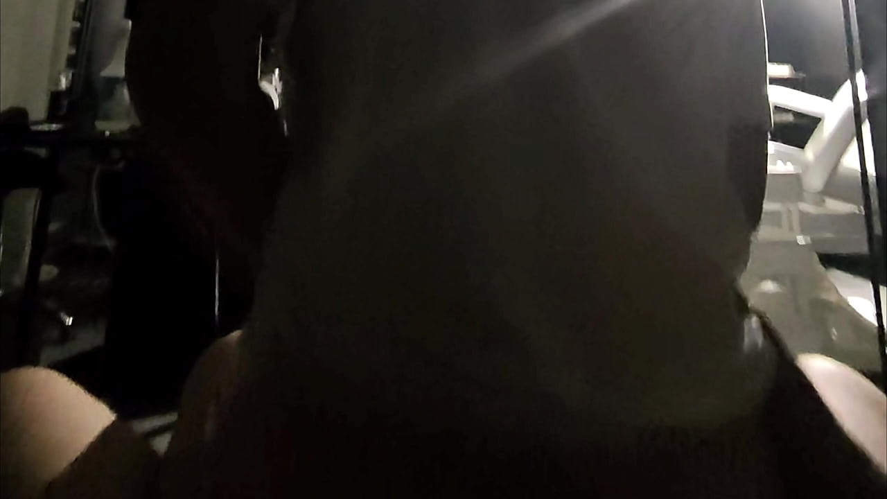 I met her at work, someone's wife is afraid that we will be caught. POV