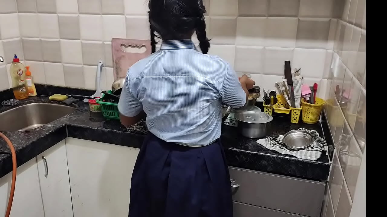 क्या कमाल की चूत है भाभी की आज तो चोदूंगा