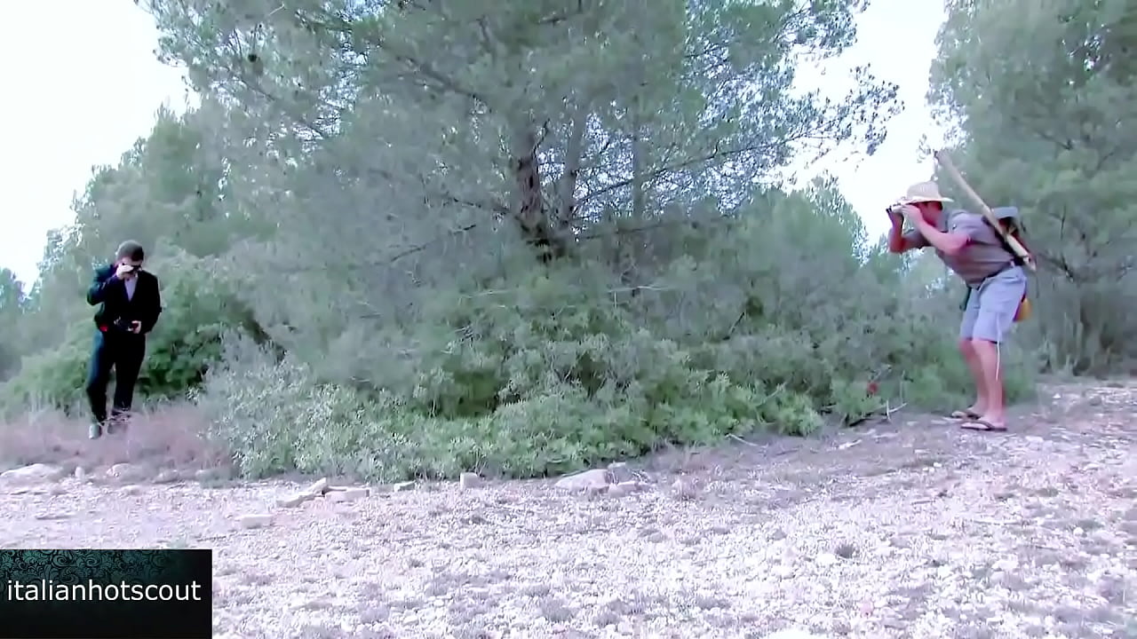 Foursome - two beautiful sluts are discovered and fucked by two males