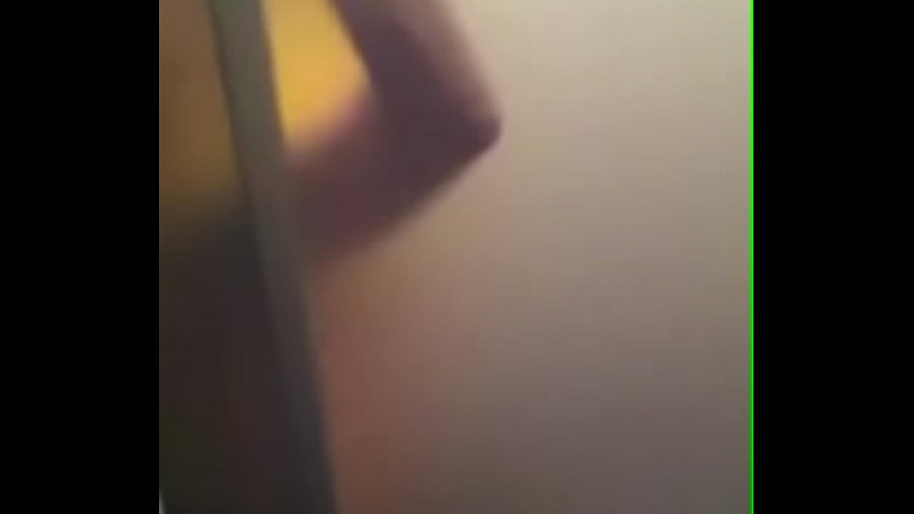 Flagra H&eacute;tero fodendo brasileiro no banheiro Copa 2014