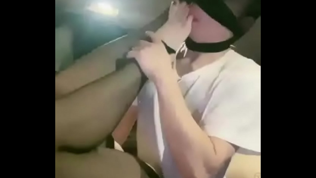 Taolu streaming, Chinese mistress Meisi's feet gets licked in the car