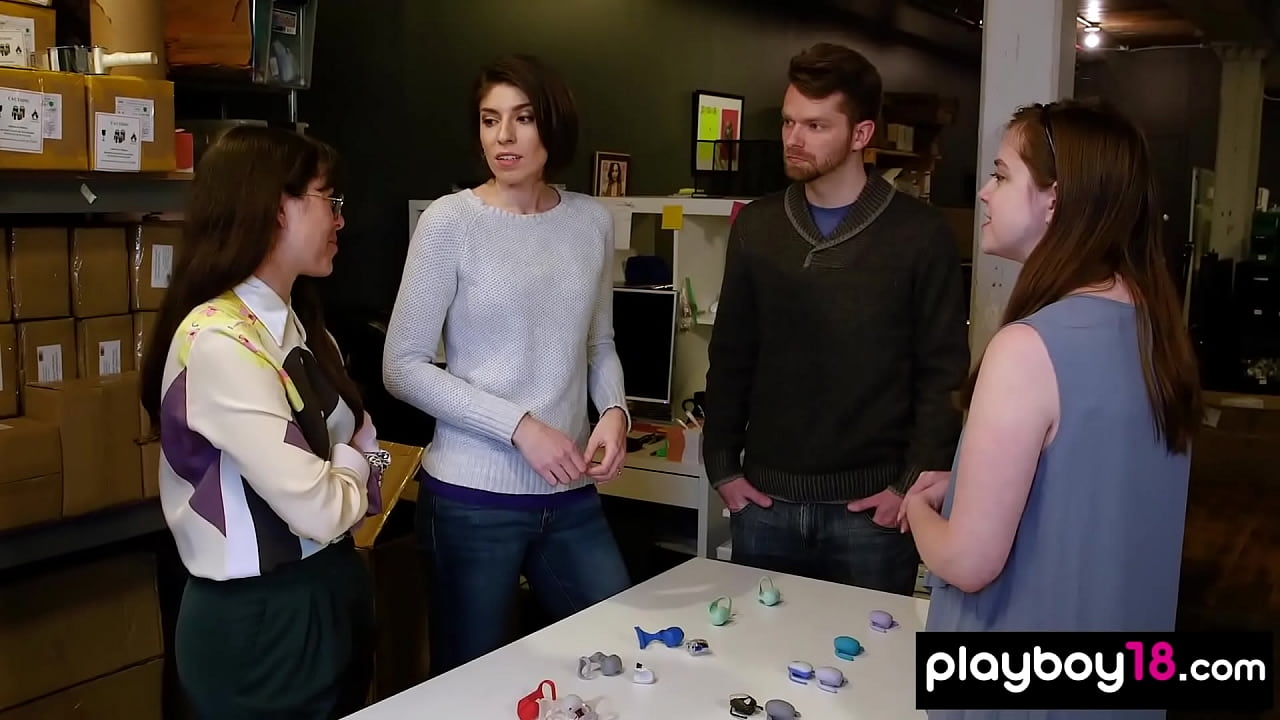 Amateur foursome fuck with cock hungry MILF housewives