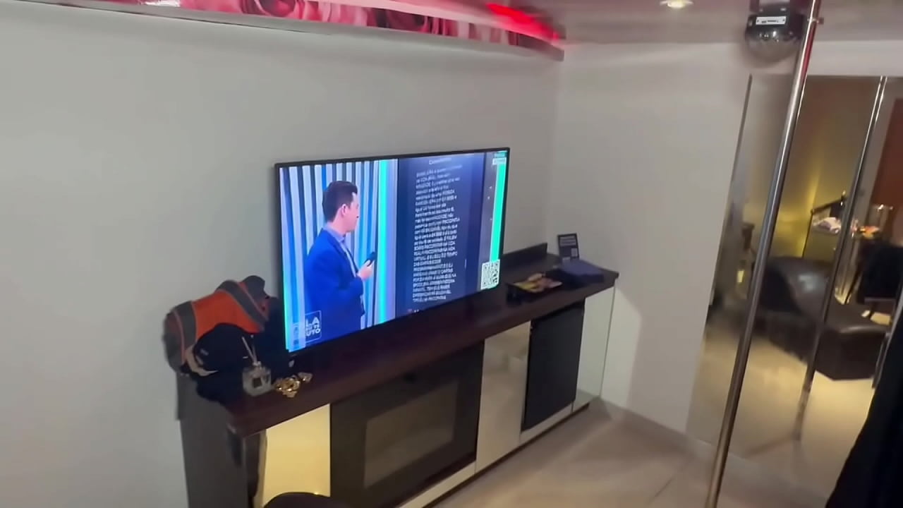 Eu preciso de uma relaxada e o neg&atilde;o veio me ajuda