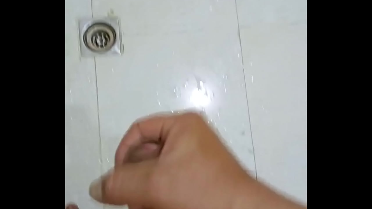 Gay ngh&egrave;o kh&ocirc;ng c&oacute; sextoy