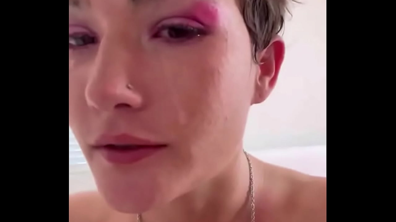 Who wants to be a part of my first group scene? I&rsquo;m filming this Saturday at 1 PM in Miami Florida!