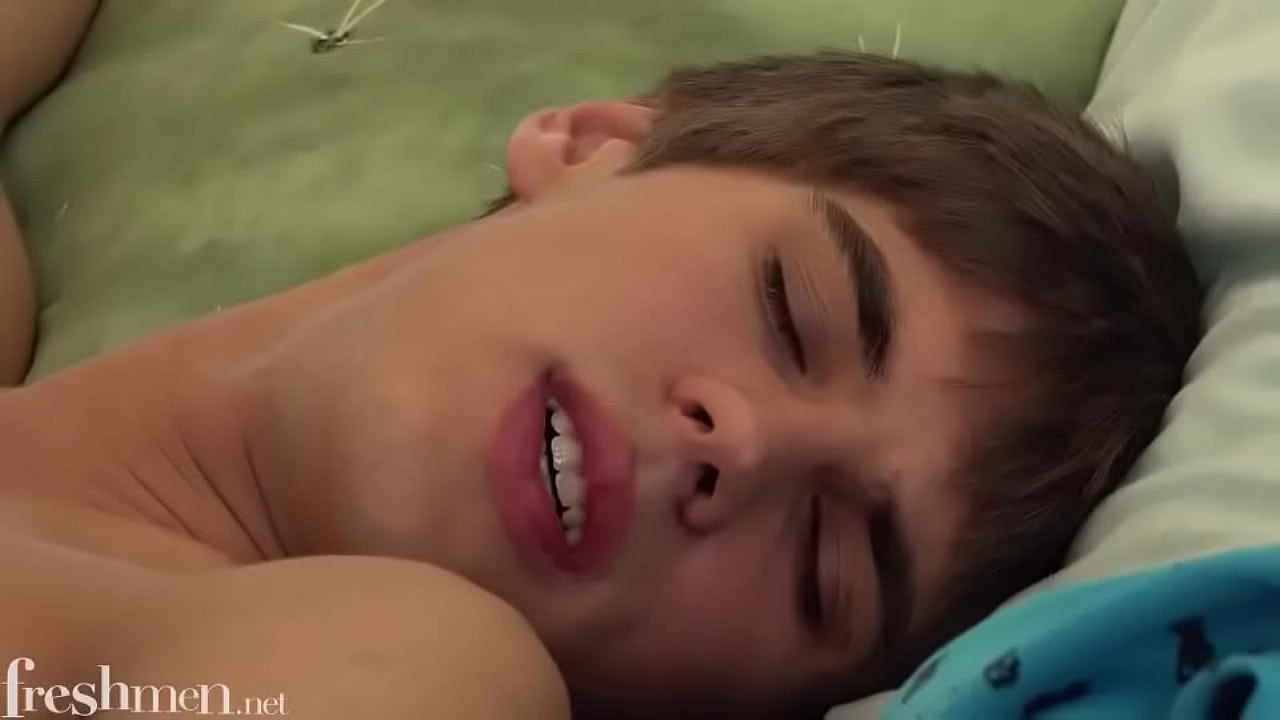 Young sexy guy ass pound