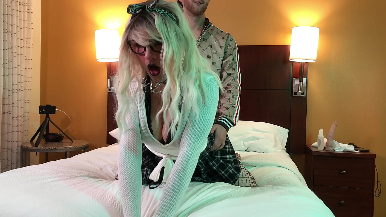 Hip Hop Artist Fucking Super Sexy Blonde Tgirl Student