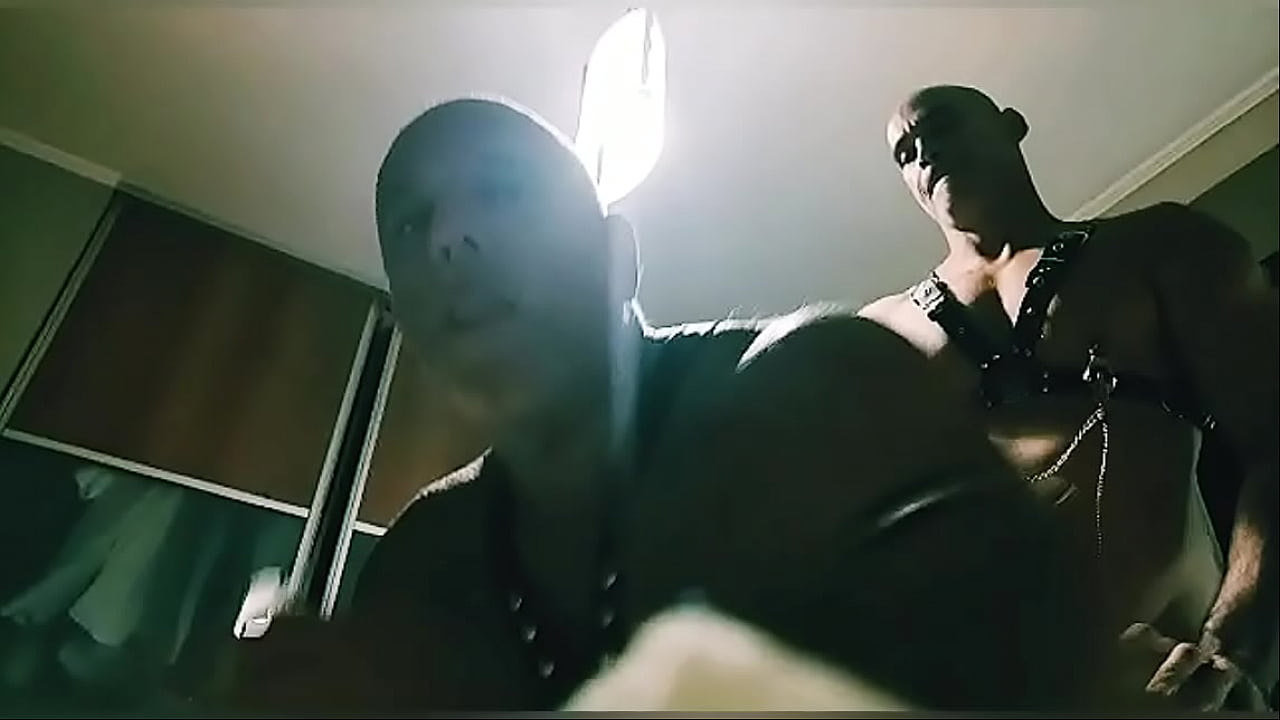 Pre&ntilde;ada leather