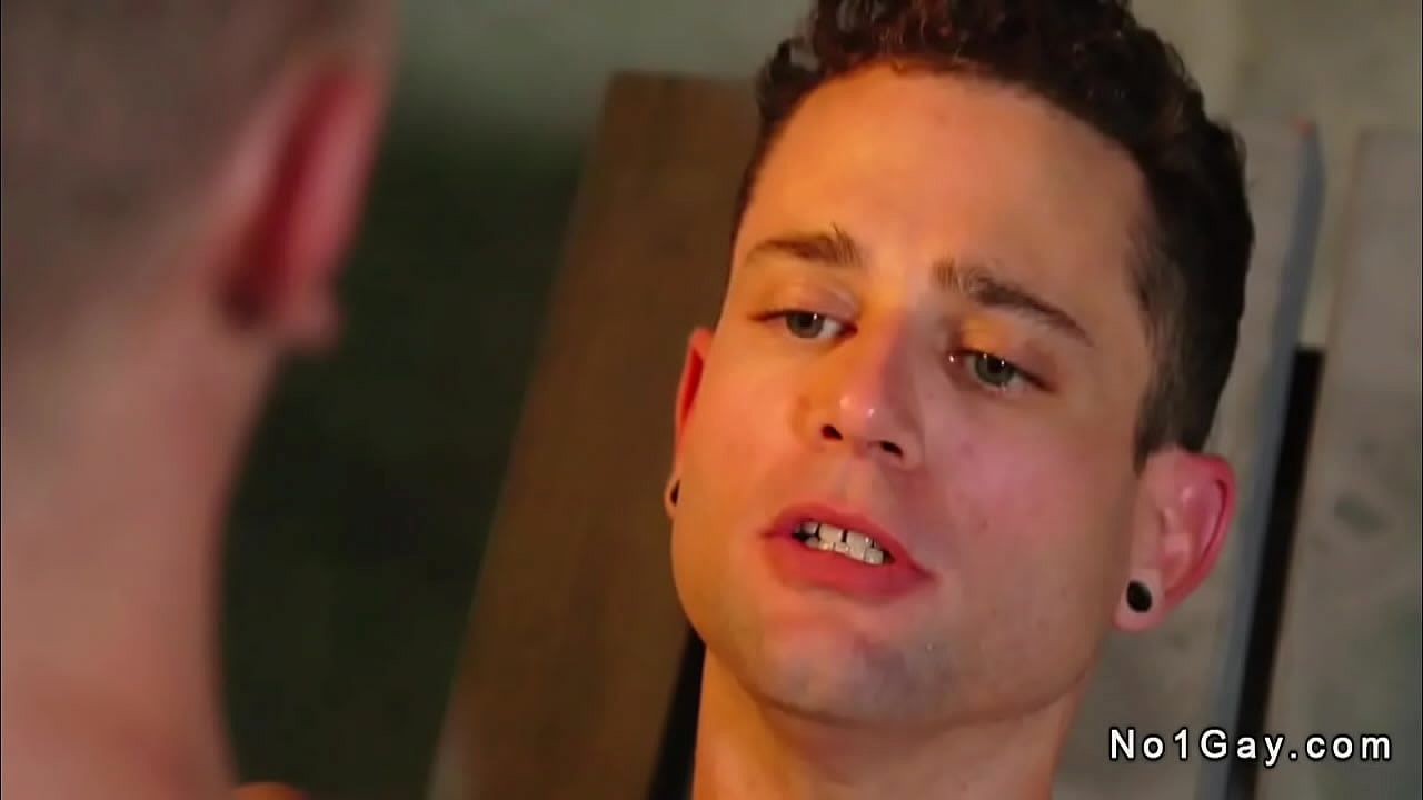 Naked gay Trevor Brooks standing out at night alone and waiting for stranger Quin Quire and rimjob then taking his hard cock up his ass