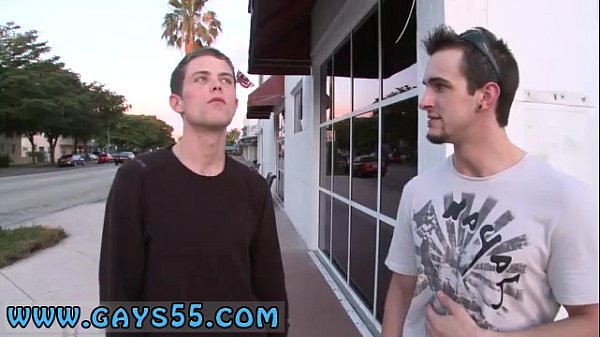 Sexy emo fuck video in this weeks out in public im here chilling with