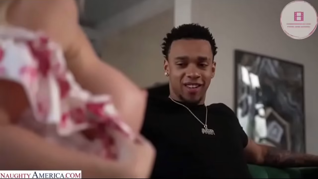 Mi madrastra por fin me acepta y me deja ir al cine con mi novio pero primero ella tiene que hablar a solas con el sub espa&ntilde;ol ver completo : tusub3.blogspot.com y https://t.me/tusubnopor2