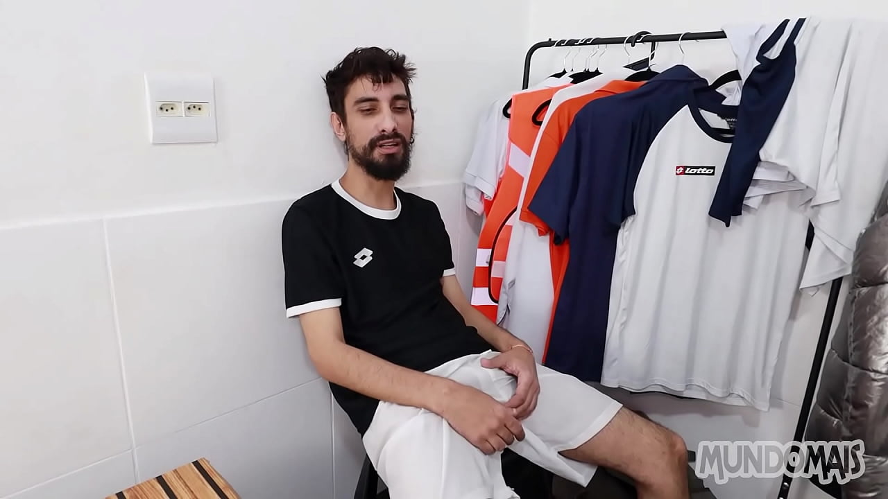 I fucked my gaming partner in the locker room