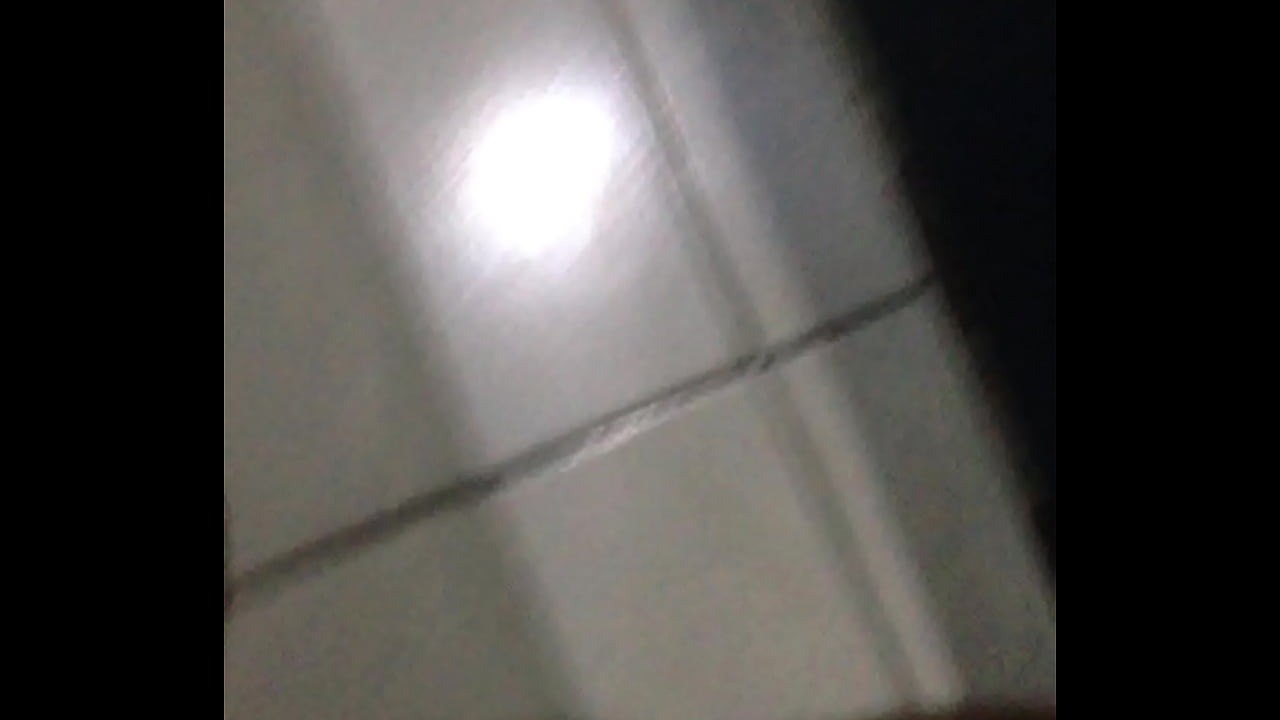 quay l&eacute;n vn sục cặc toilet1