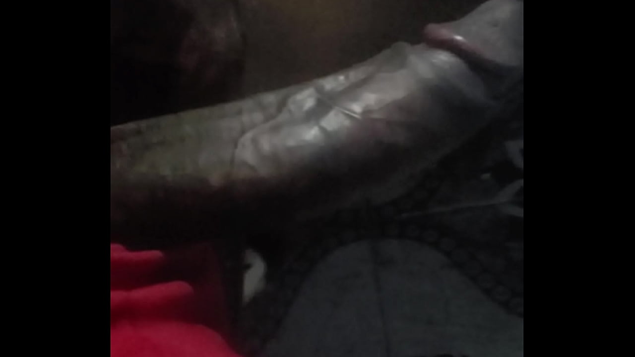 Bulilt9 need a sissy to worship his bbc