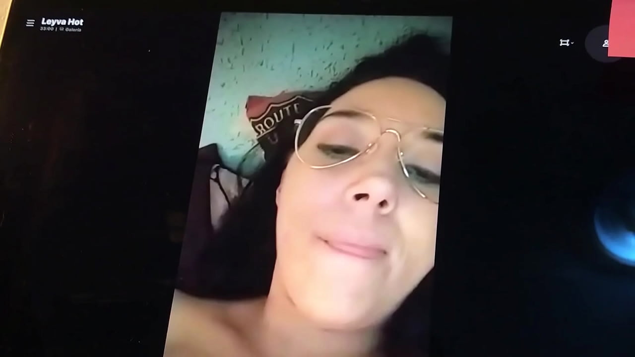 Leyva Hot ctdx. This chubby curvy really likes to be slutty and have cybersex with her fans