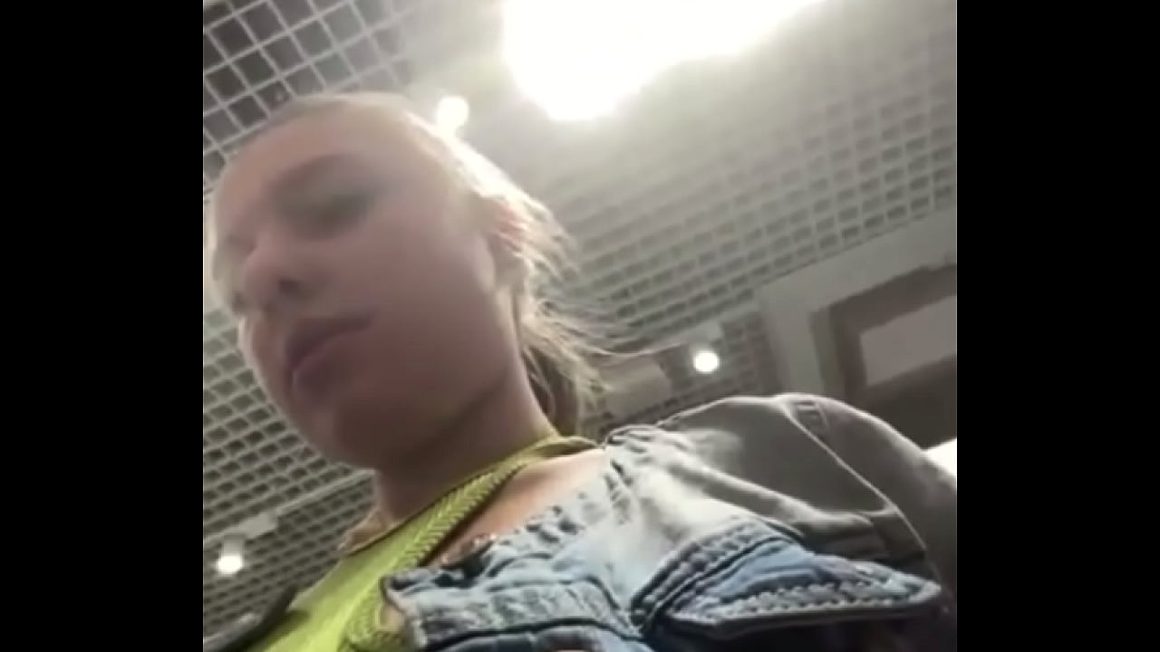 Masturbate in the changing room