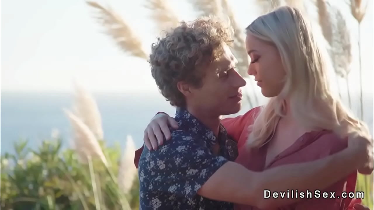 On the beach swingers resort Michael Vegas met sexy blonde strangers wife Anny Aurora and outdoors fucked her in mouth and pussy with big cock