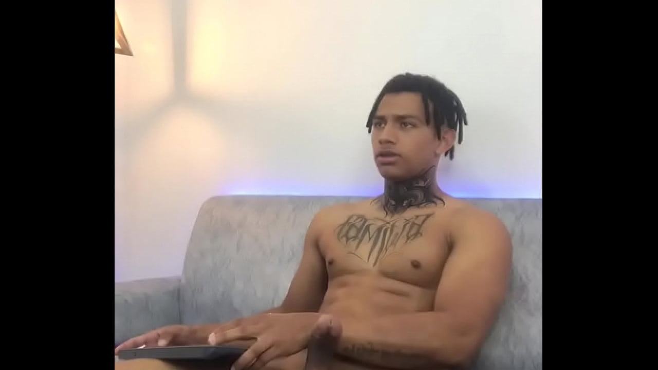 Estoy muy caliente y mi casa est&aacute; sola