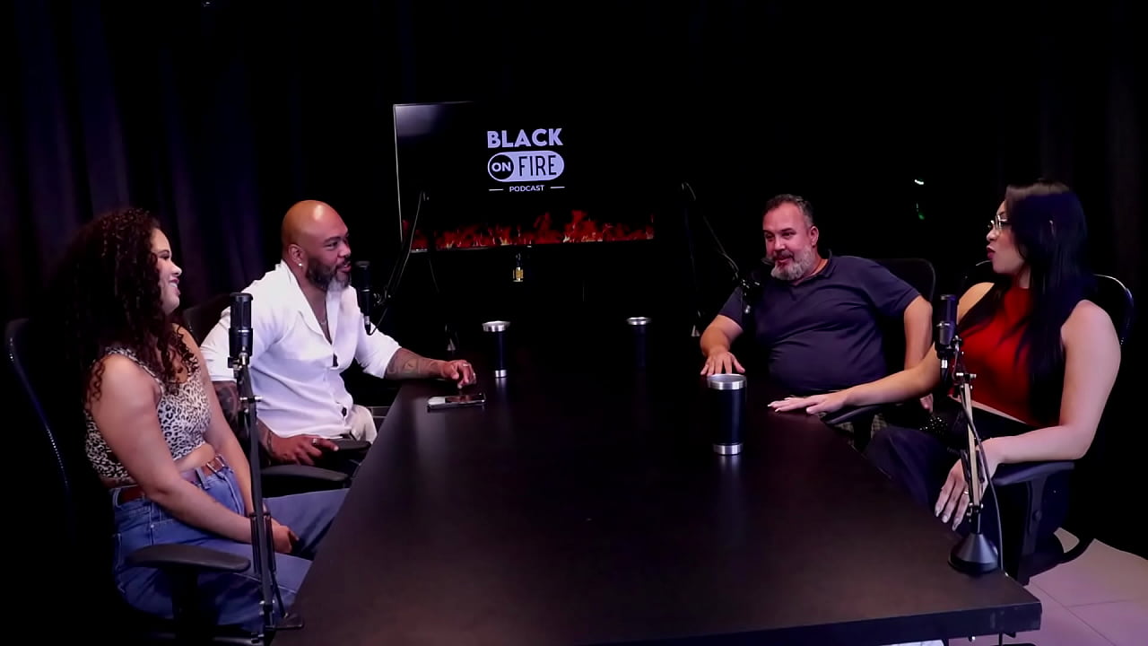 A mulher colocou tudo na boca, participa de cenas lesbo, queriam ver seu pau para o reconhecer, e n&atilde;o gozava por qu&ecirc;... - Binho TED (Ted Oficial) | WATCH ON: SHEER/RED