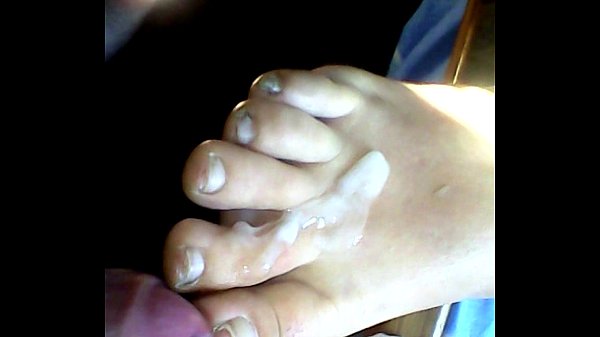 paja en pies de mi mujer d. 40