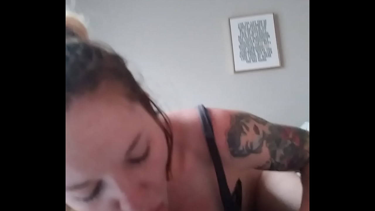 I sucked off this lucky dude