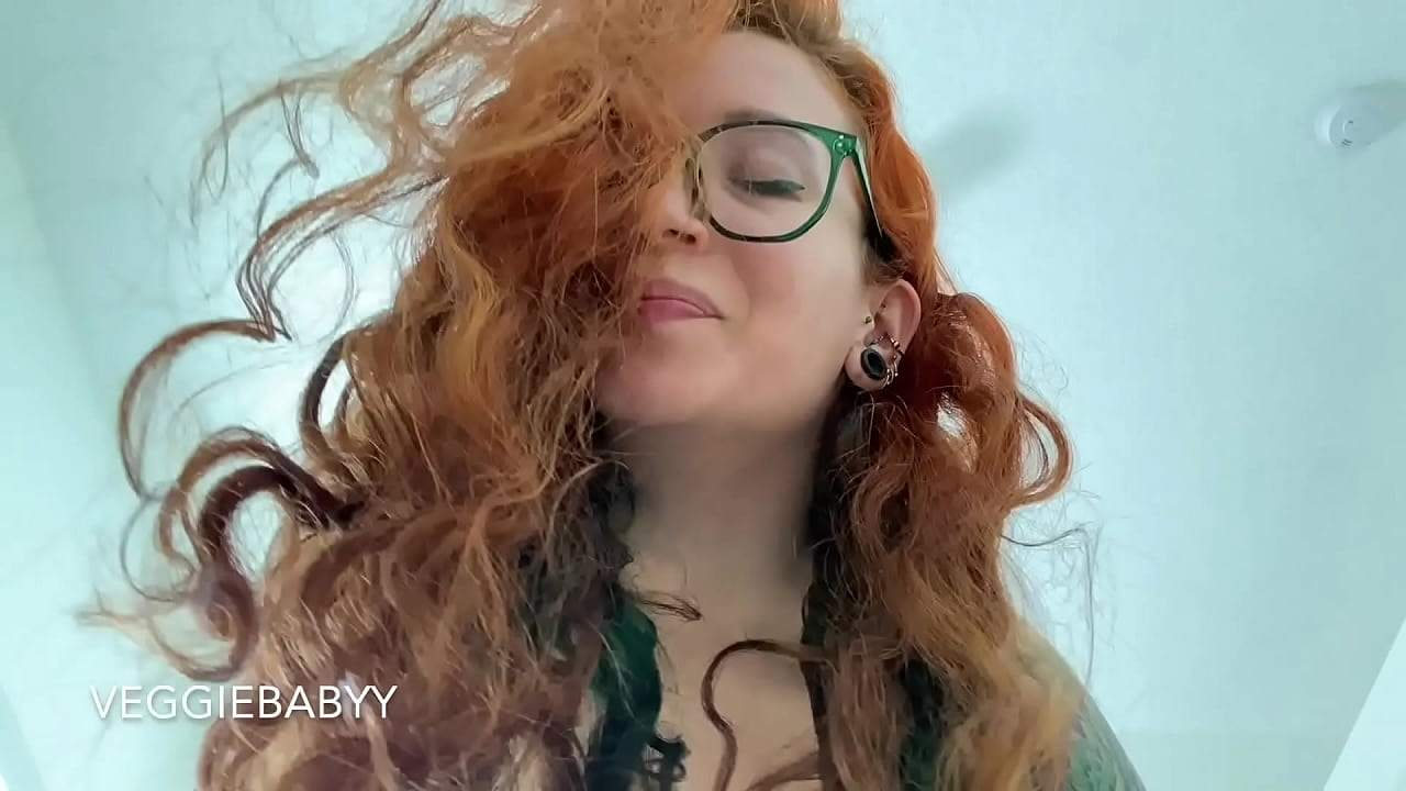 femdom futanari stepmom pegging pov with dirty talk and MASSIVE DICK - veggiebabyy