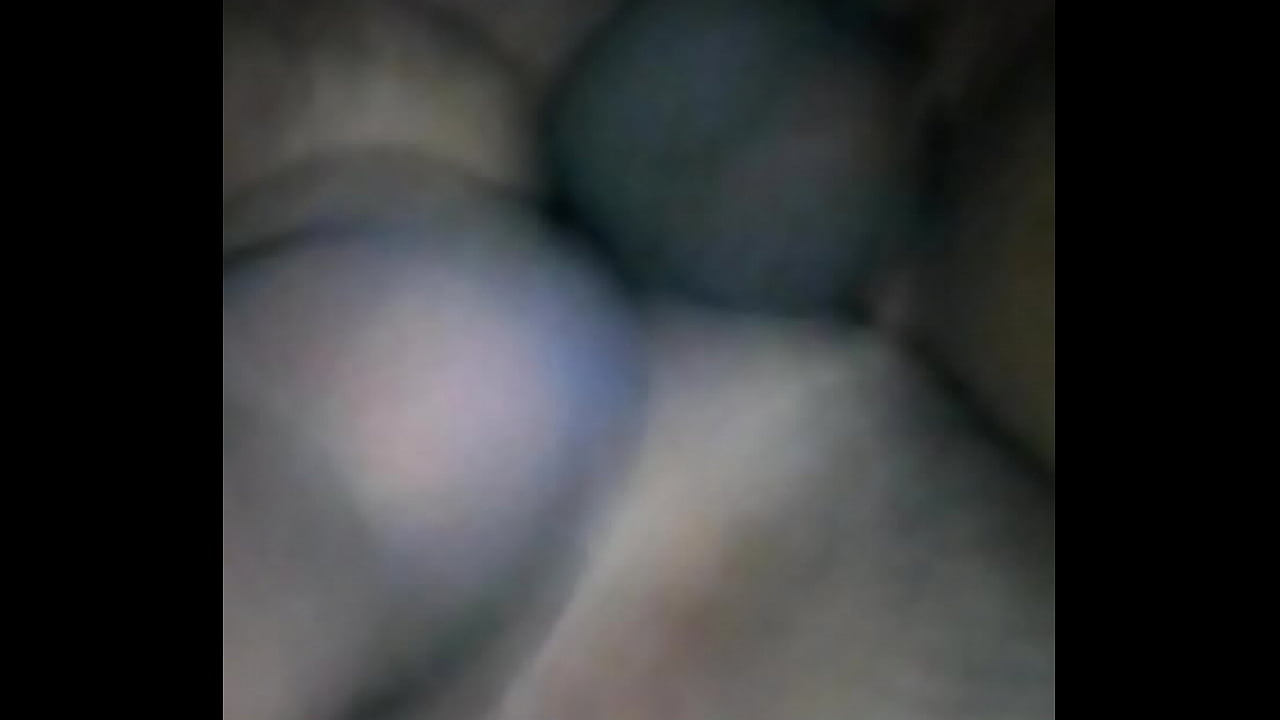 Valerio se folla a Polo en casa de sus padres