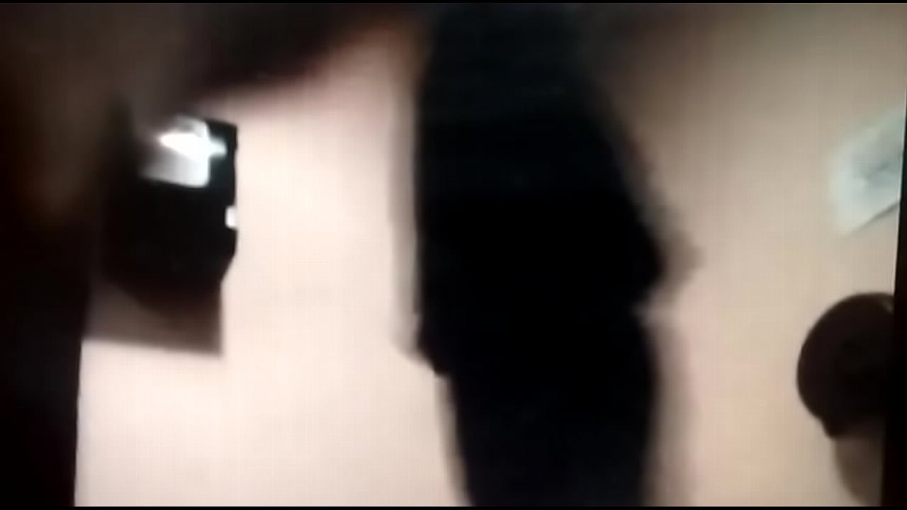 AMIGUITA EN EL BA&Ntilde;O