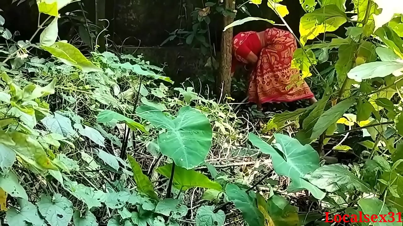 Indian Wife Sex In outside with Outdoor