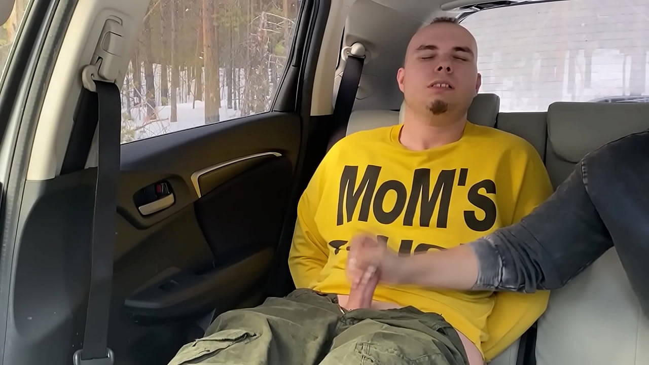 I get masturbated in car