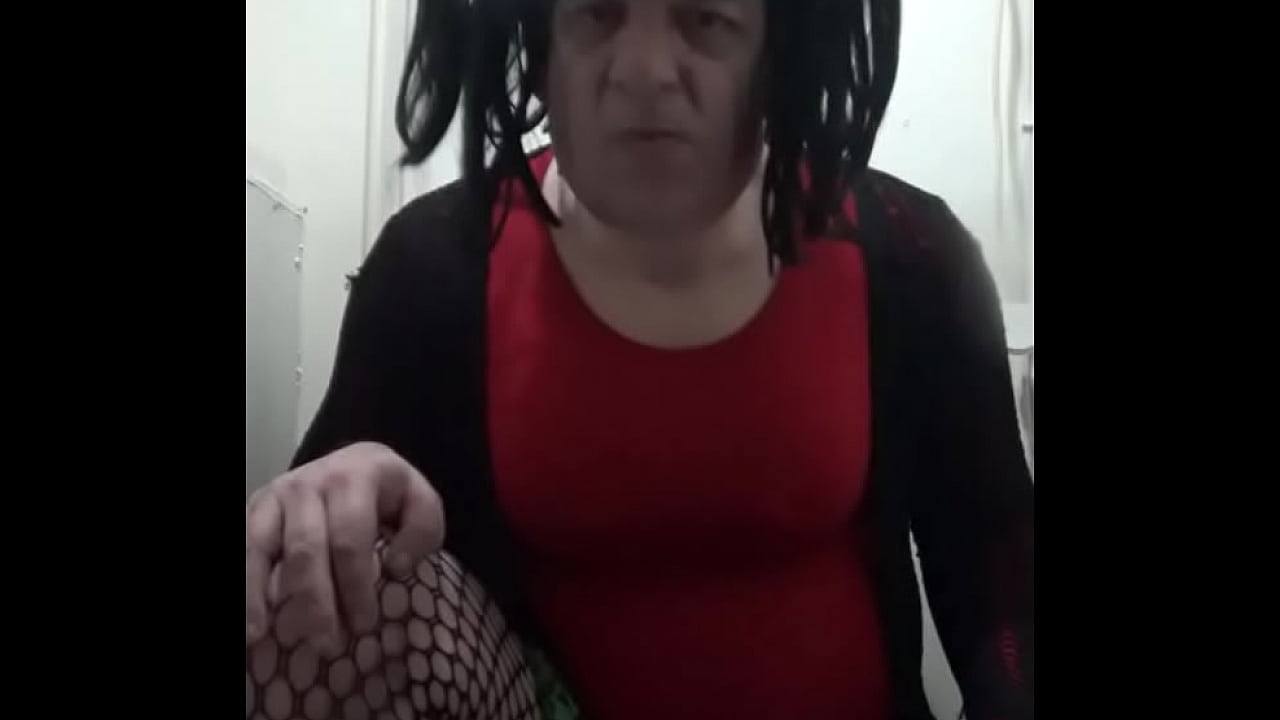 swallowing his own piss take 1