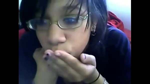 Hot Amateur Teen Pleasuring Herself On Live Cam Show