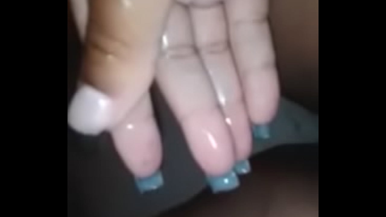 bronx bbw fingering her wet pussy for me pt.4