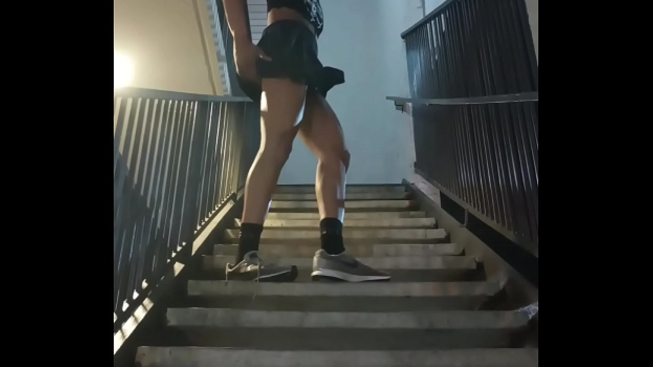 Slutty Sissy Shakes Ass After Swallowing