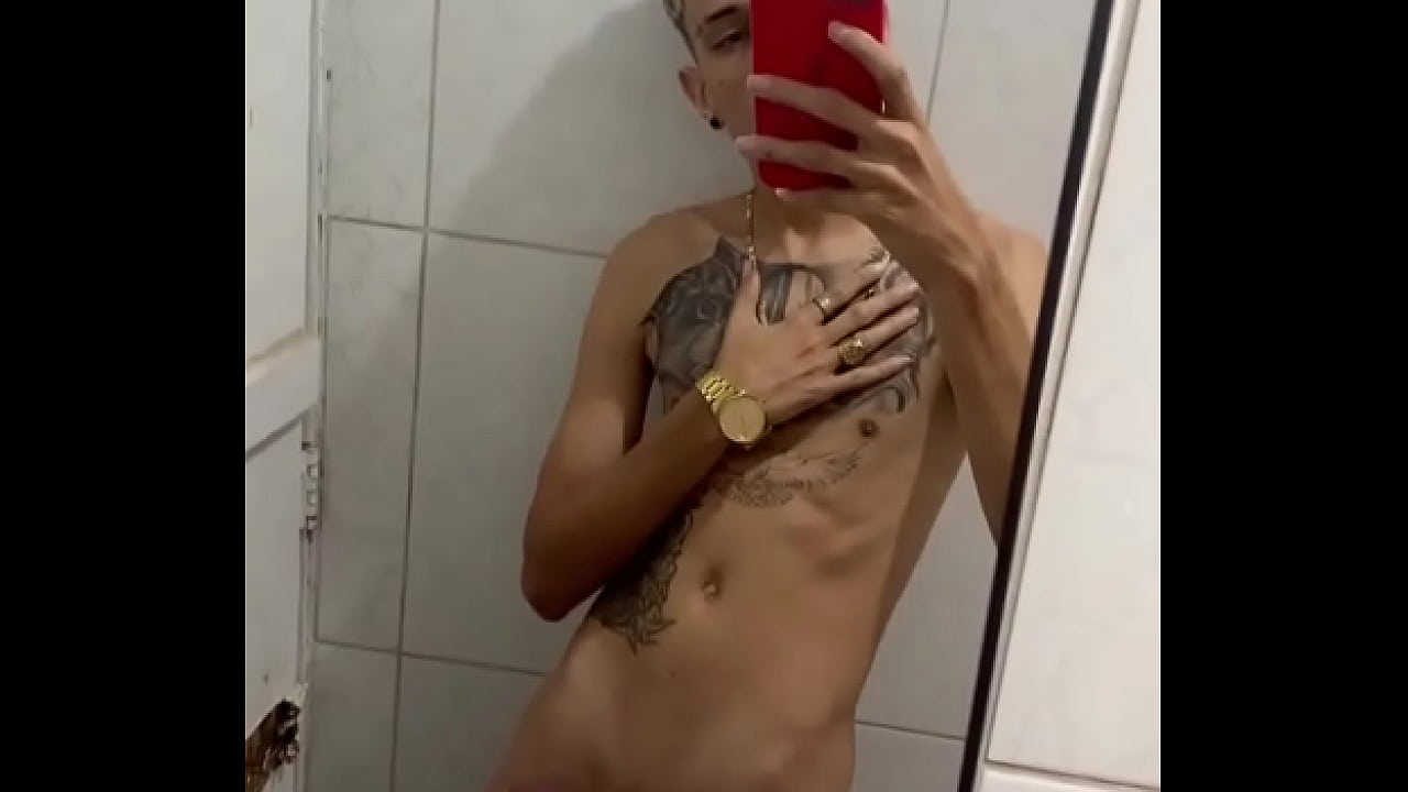 Algu&eacute;m pra gravar comigo? Queria uma putinha safada agora ???