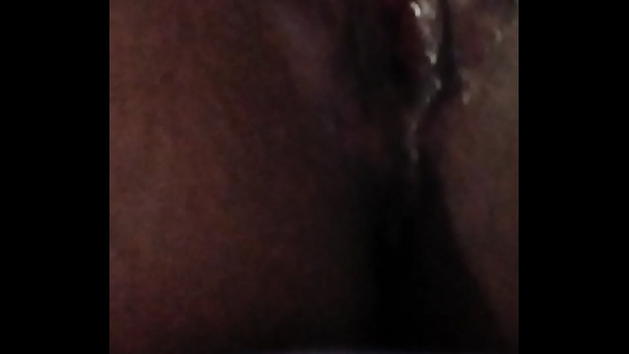 Adoro me masturbar para ficar molhadinha.