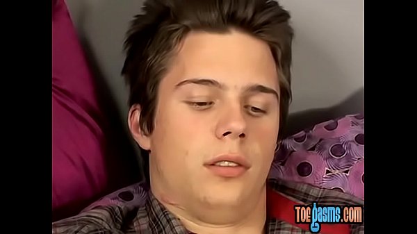 Foot fetish twinks masturbate and cum