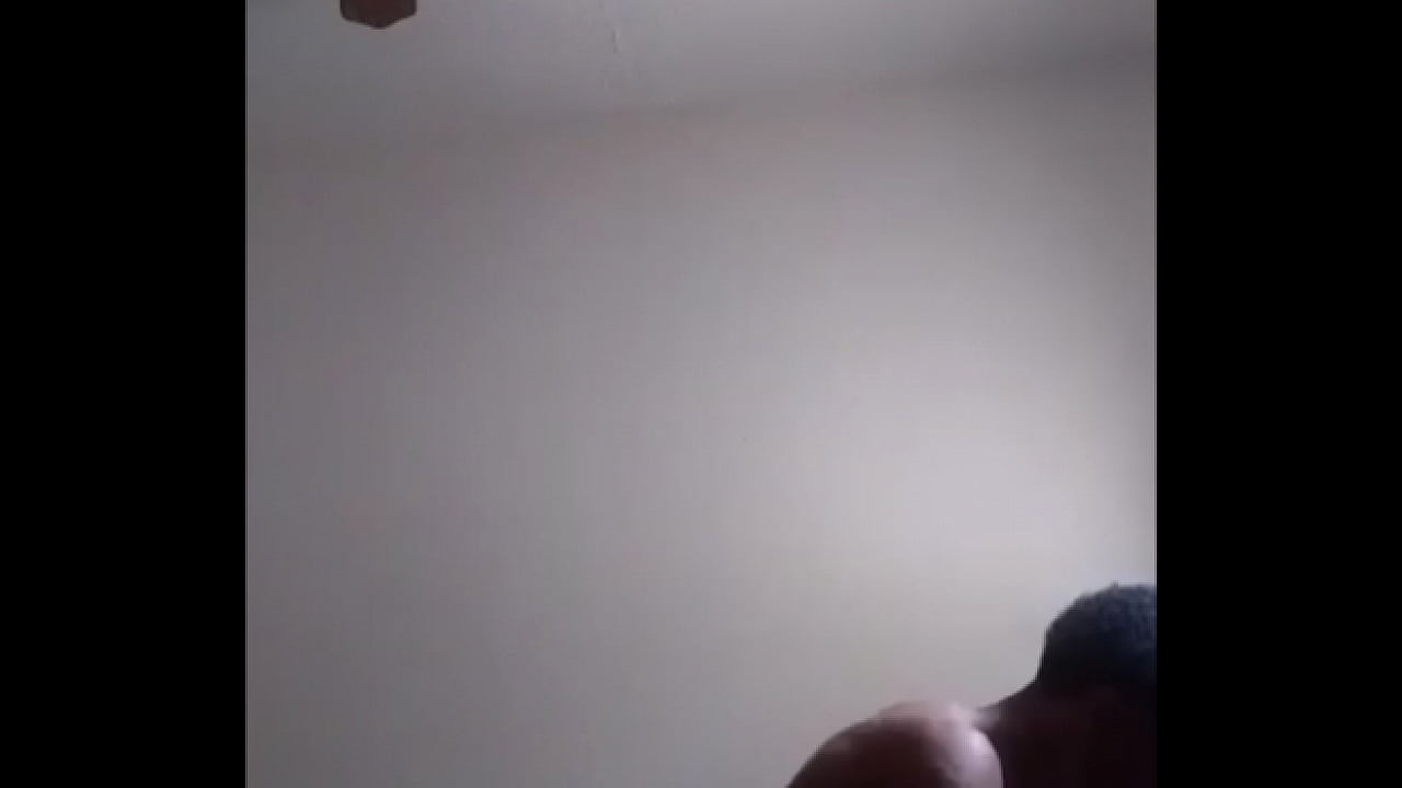 E70AE09D-91C6-4E34-967B-CCEFF85FD587.MOV