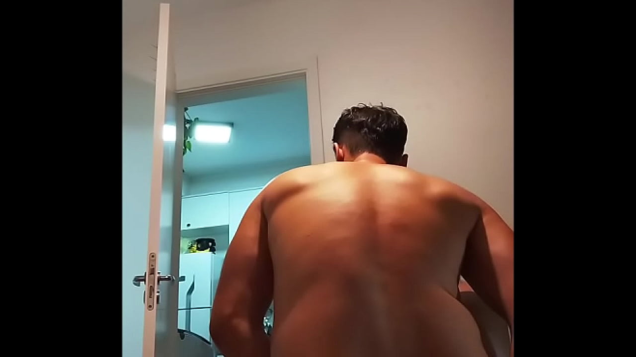 Esticando meu cu com brinquedinho da YesSir