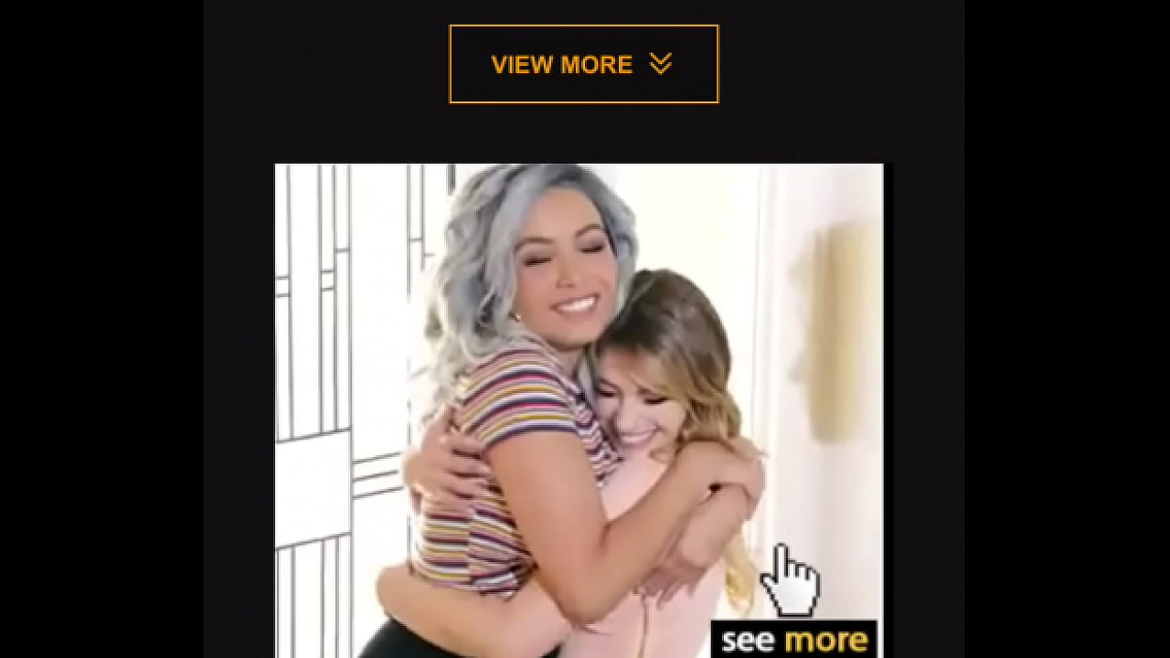 gorgeous blue haired babe