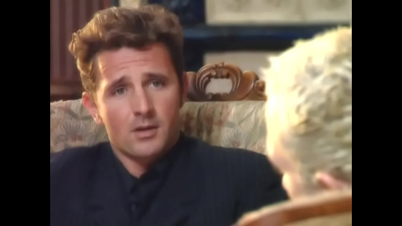 Lynn Stone Really Wants to Feel a Hard Dick in Her Tight Ass