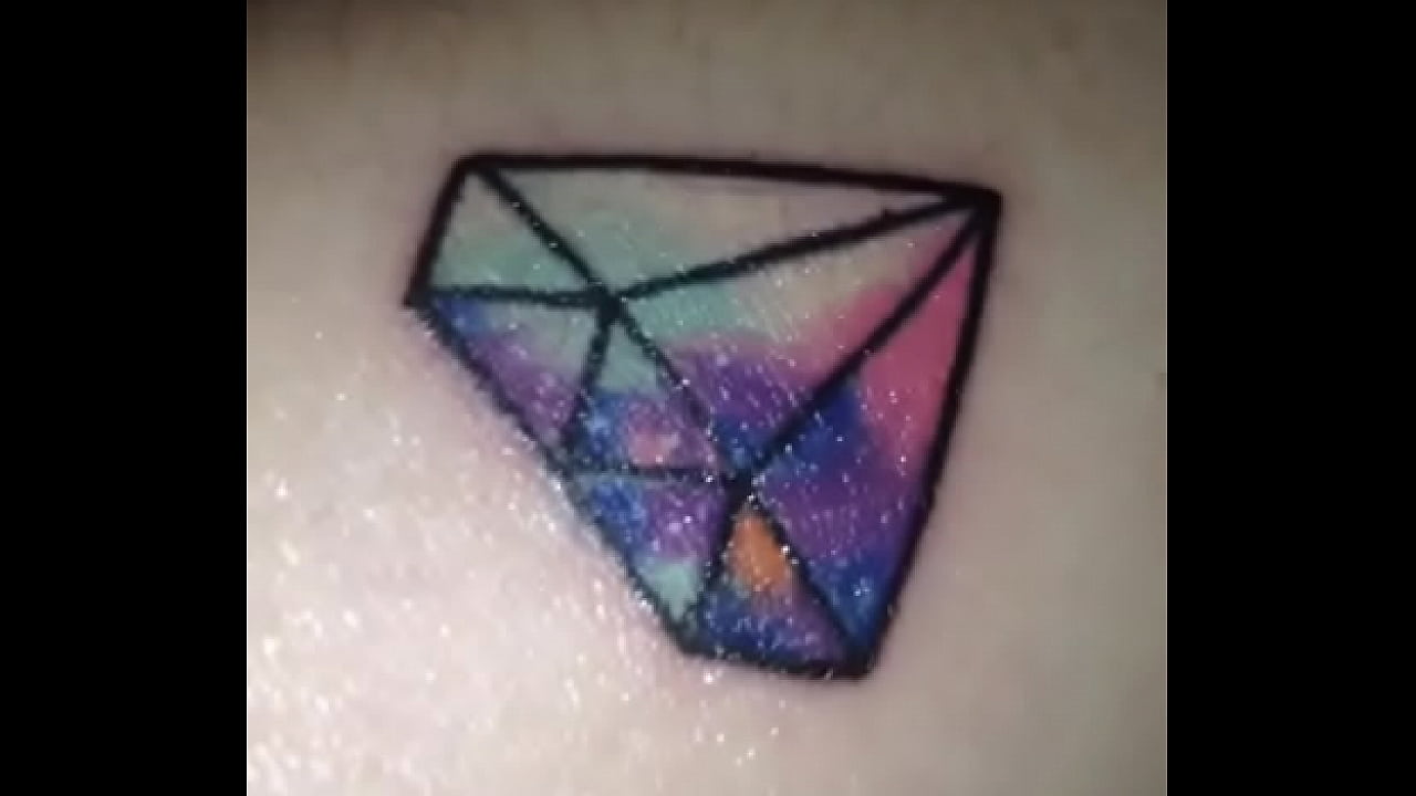 H&igrave;nh xăm kim cương