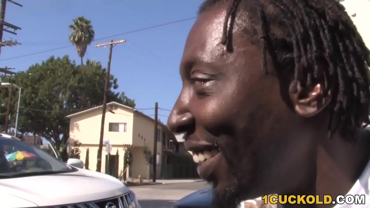 Lizzie Tucker Tries Interracial Sex - Cuckold Sessions