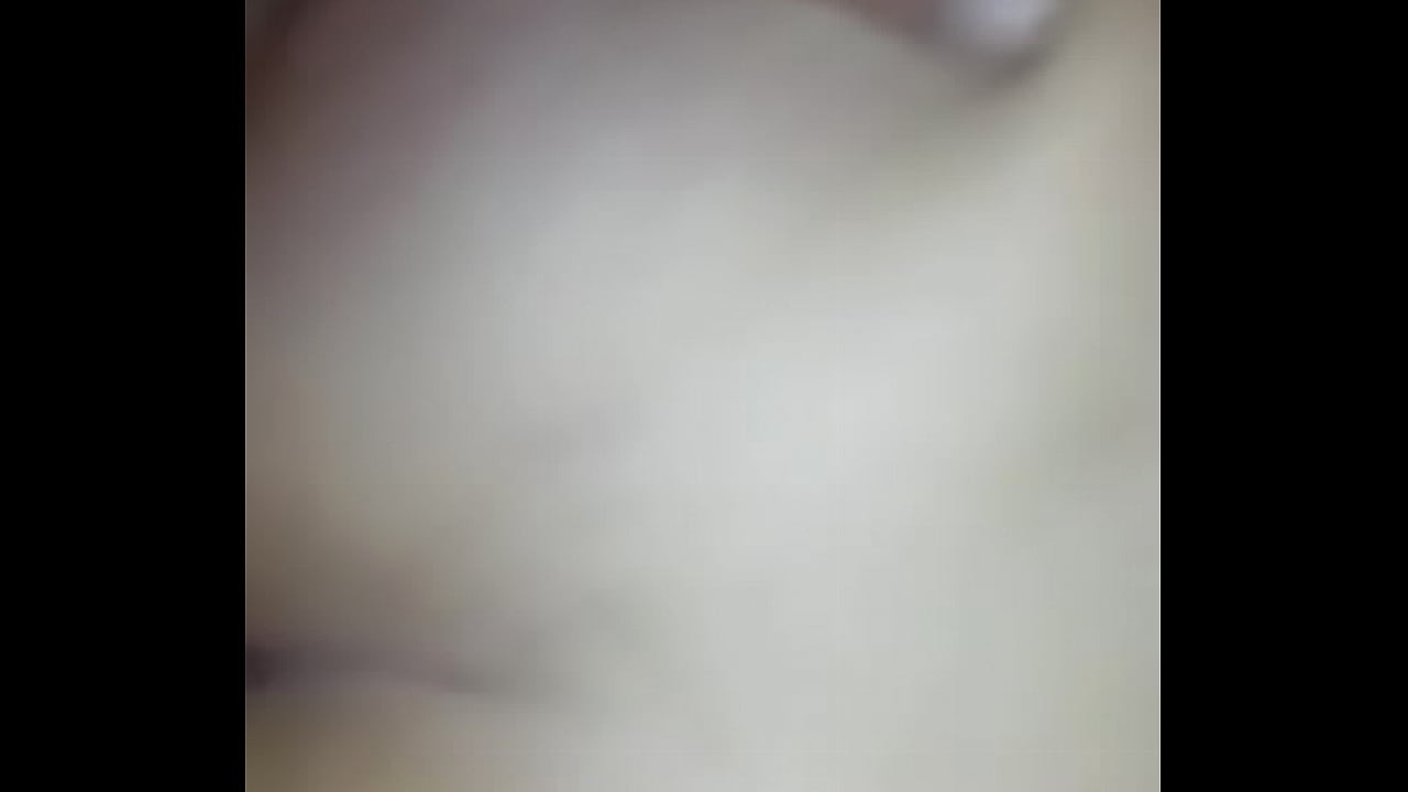 Gordinha dando o cuzinho