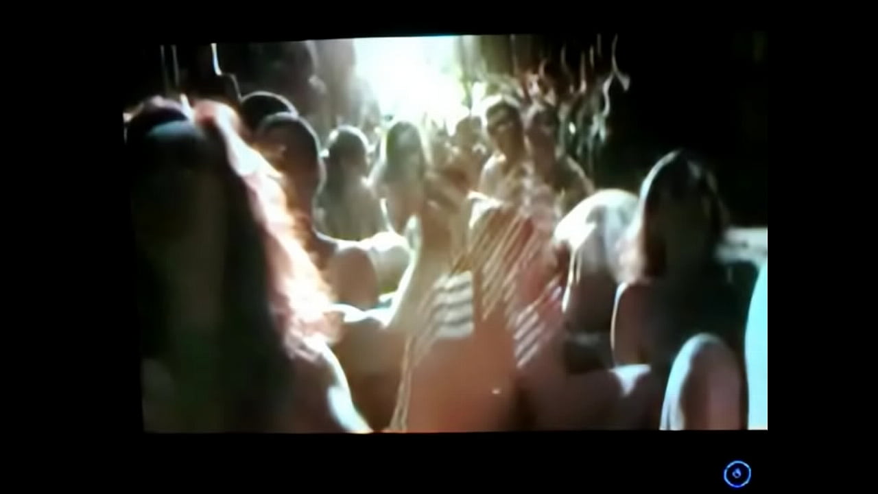 Atores despindo o p&uacute;blico