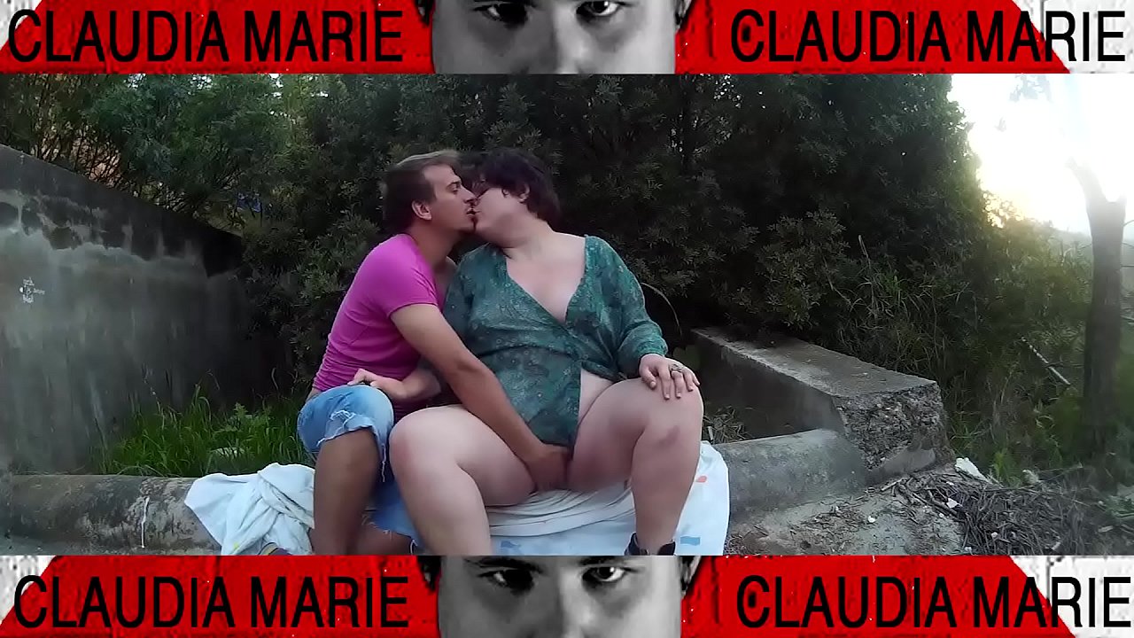 The fat woman's pussy wants war in a ditch in the country. Look what a whale woman is dirty