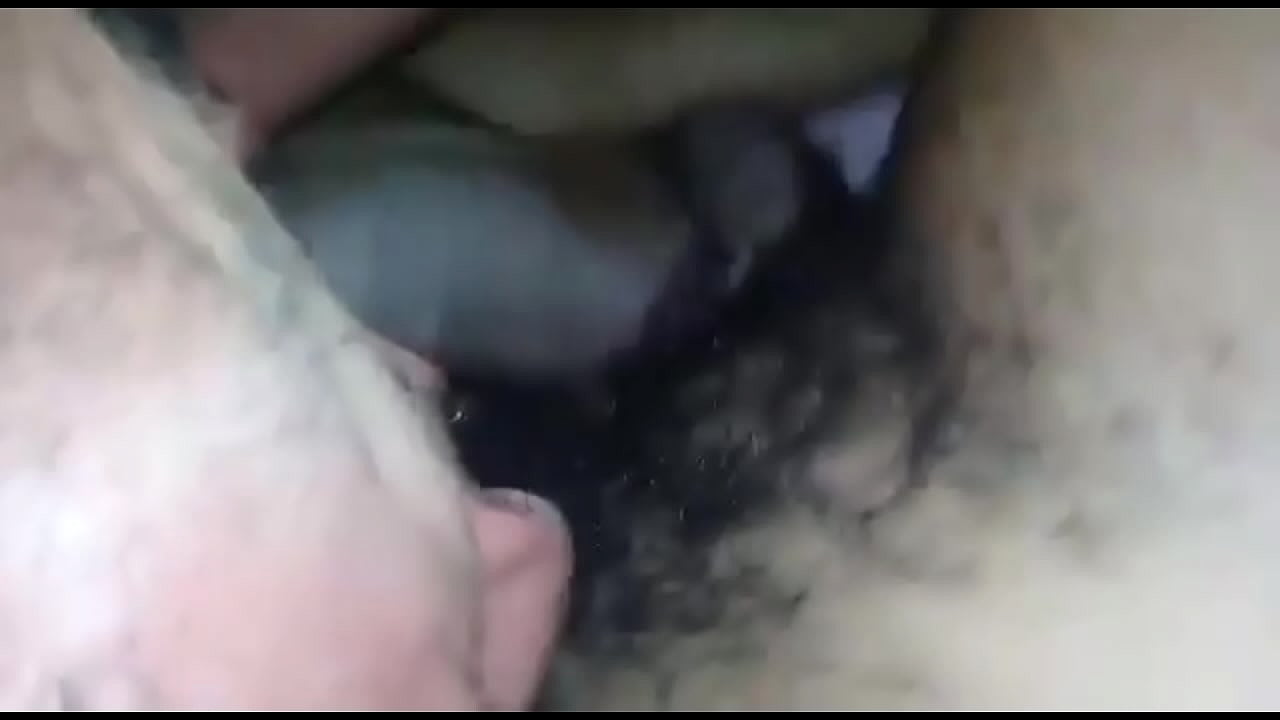 Passivo magrelo sendo arrombado