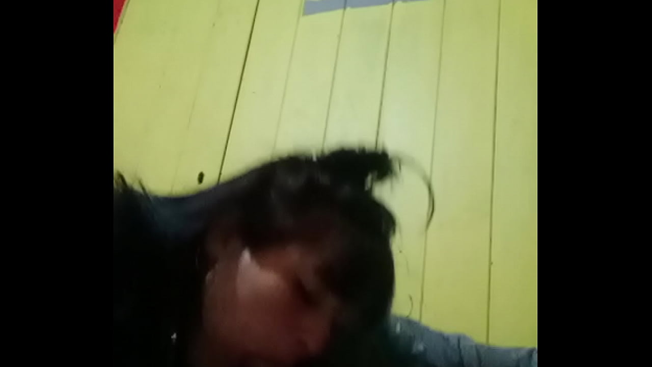 Mi rous rico helado con placer y delicadeza