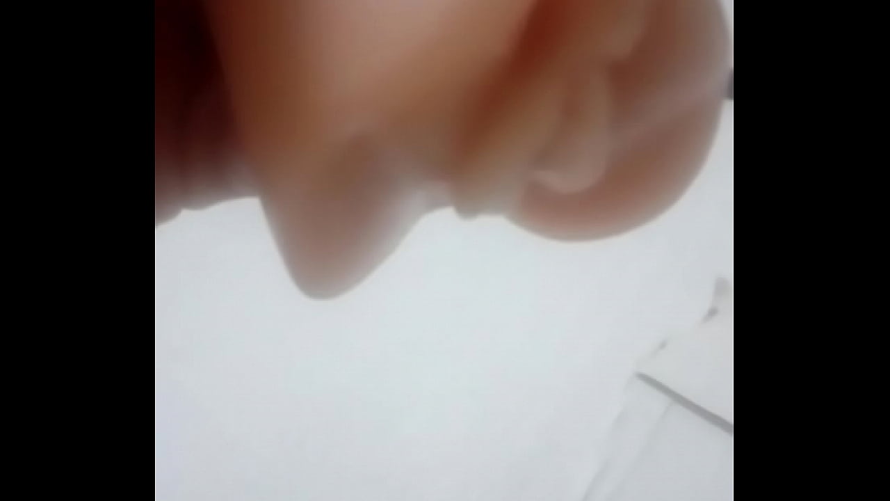 Godo nel masturbatore