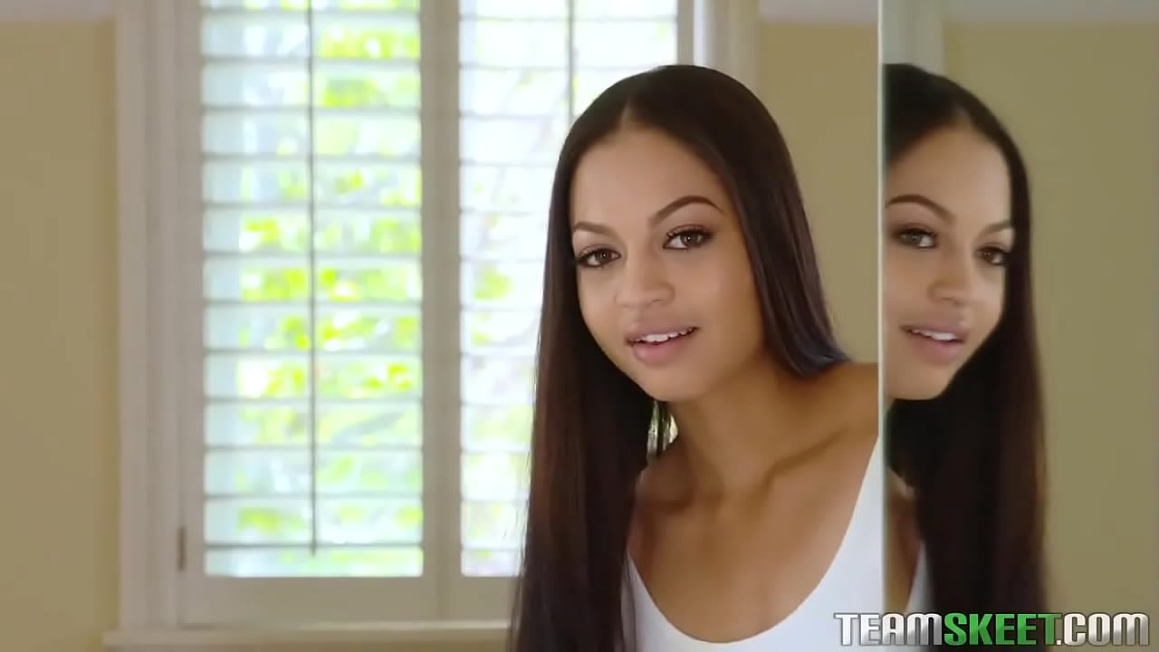 Sexy teen sucking and getting fucked in hd